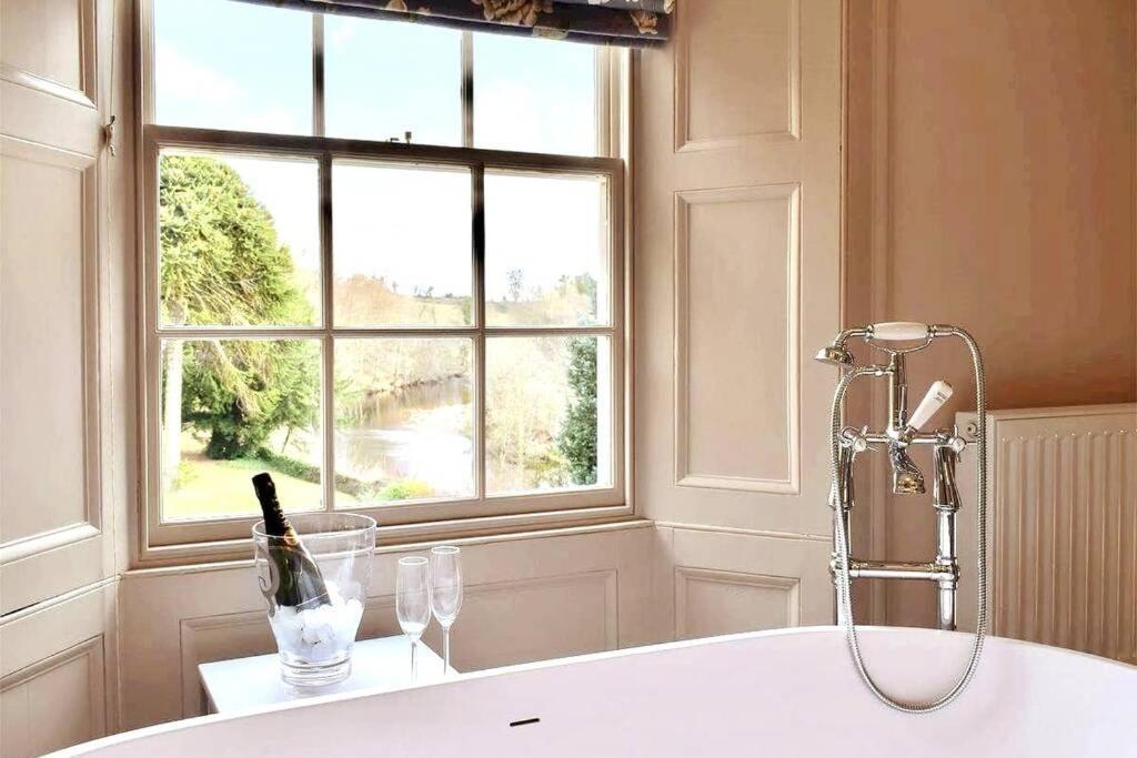 Georgian Villa In Richmond On The River Swale Buitenkant foto